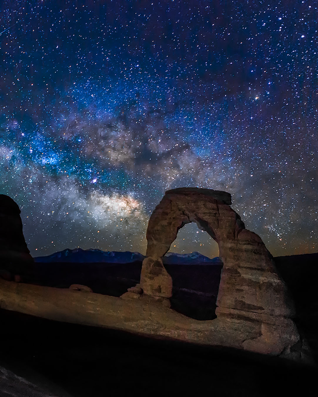 Top 10 Best Stargazing Camping Spots in America