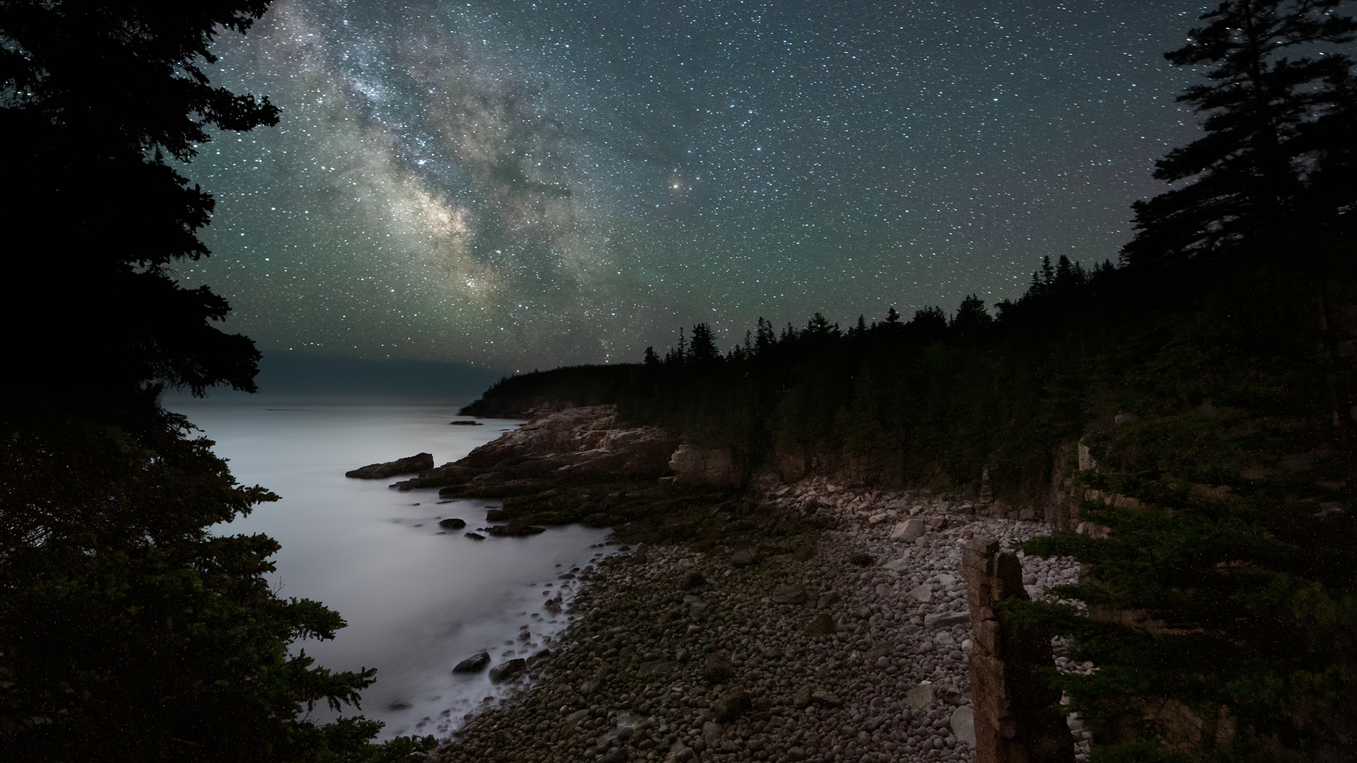 Stargazing in Acadia National Park: A Celestial Escape on the Maine Coast